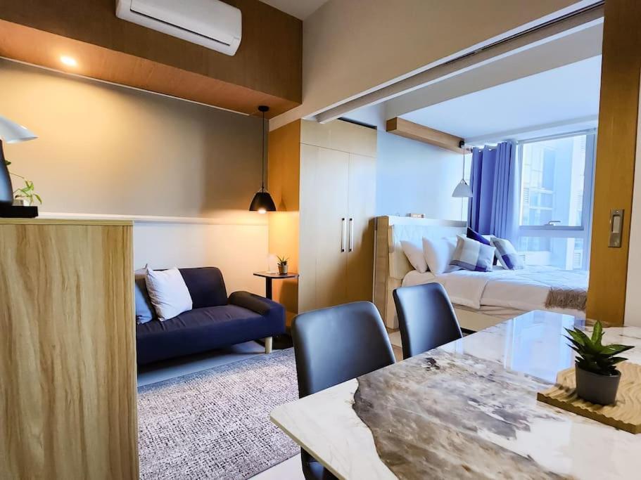 Luxestaysmnl Coastal Chic Netflx 380Mbps Pool Bgc 马尼拉 外观 照片