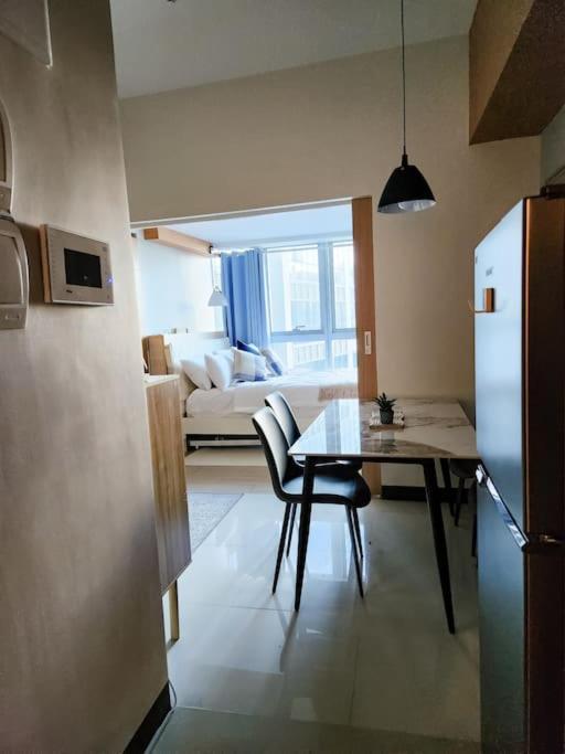Luxestaysmnl Coastal Chic Netflx 380Mbps Pool Bgc 马尼拉 外观 照片