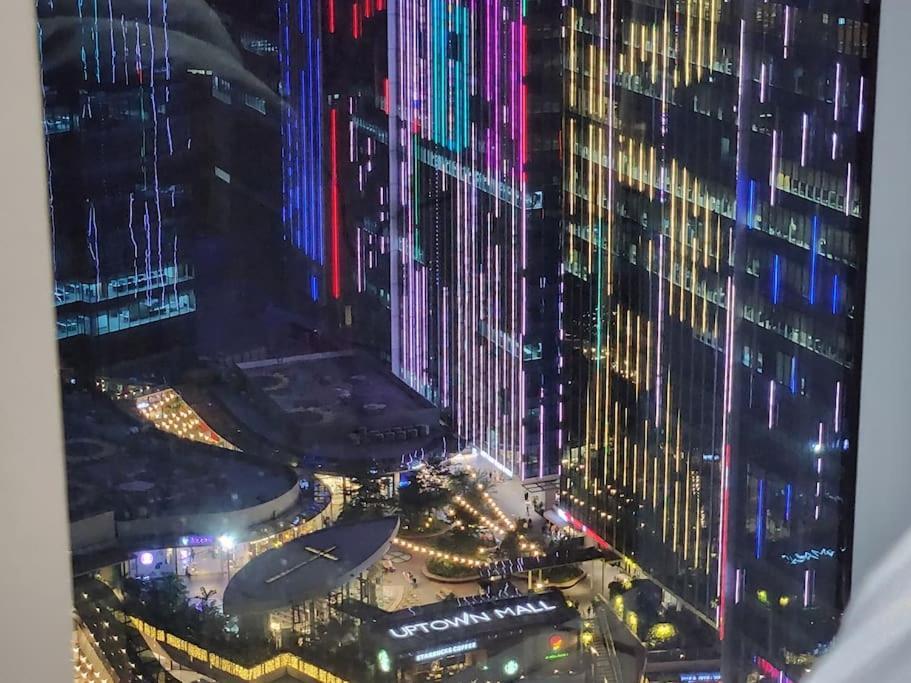 Luxestaysmnl Coastal Chic Netflx 380Mbps Pool Bgc 马尼拉 外观 照片