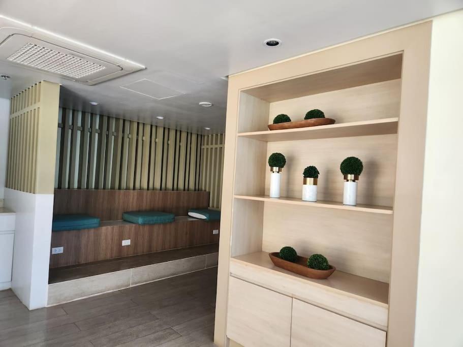 Luxestaysmnl Coastal Chic Netflx 380Mbps Pool Bgc 马尼拉 外观 照片